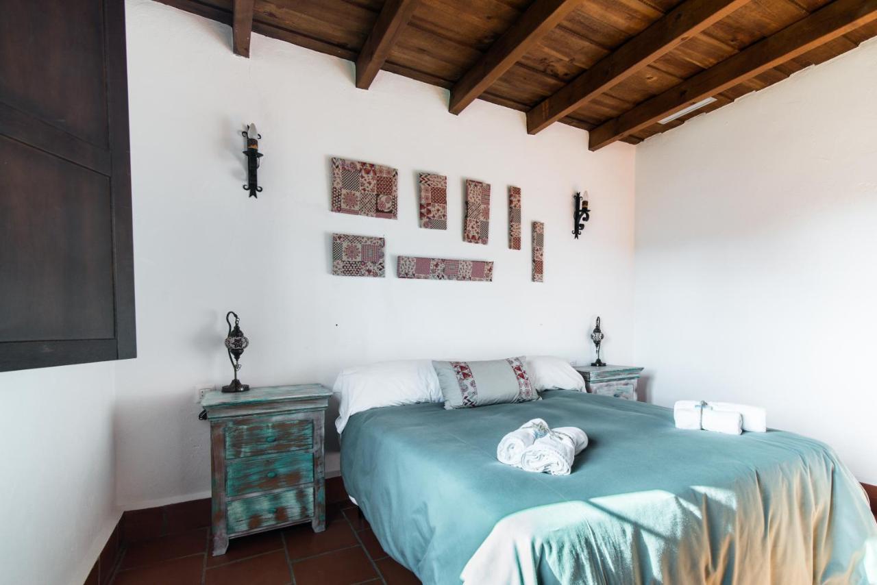 El Pueblo De Leo Hotell Badajoz Exteriör bild