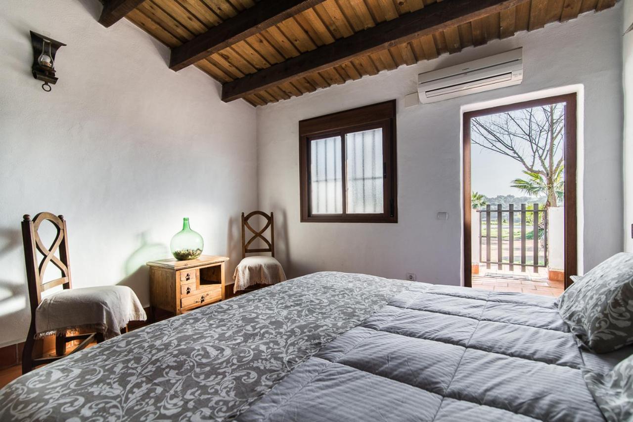 El Pueblo De Leo Hotell Badajoz Exteriör bild