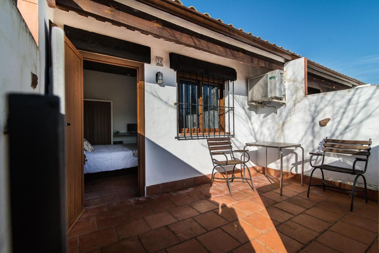 El Pueblo De Leo Hotell Badajoz Exteriör bild